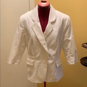 Rickis White Blazer with 3 4 Sleeves
